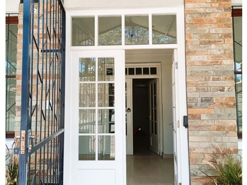 "Heritage Meets Ambition: Your CBD Office Sanctuary" - Photo 4