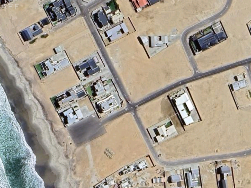 Vacant Residential Plot Steps from the Shore - Photo 4