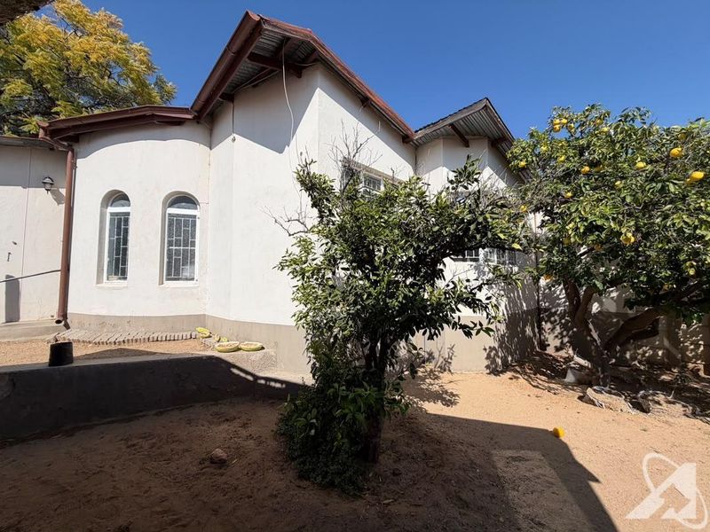 Freestanding House For Sale In Llein Windhoek - Photo 1
