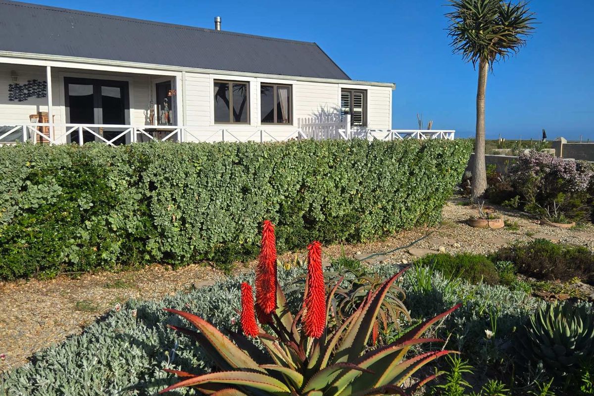 **Charming Home in a Private Nature Reserve with Stunning Views** - Photo 4