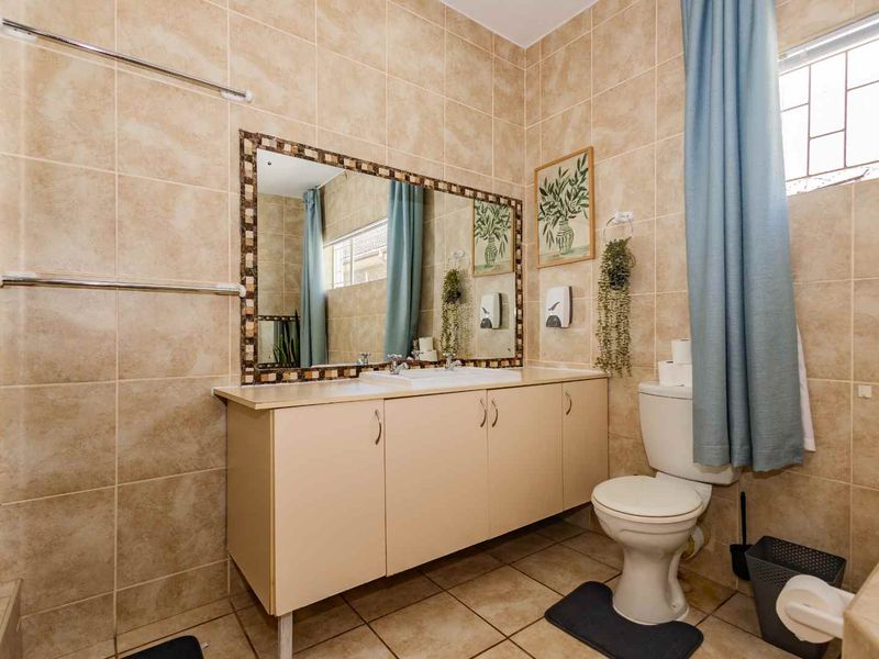 La Bella Vida Self Catering Apartments - Photo 9