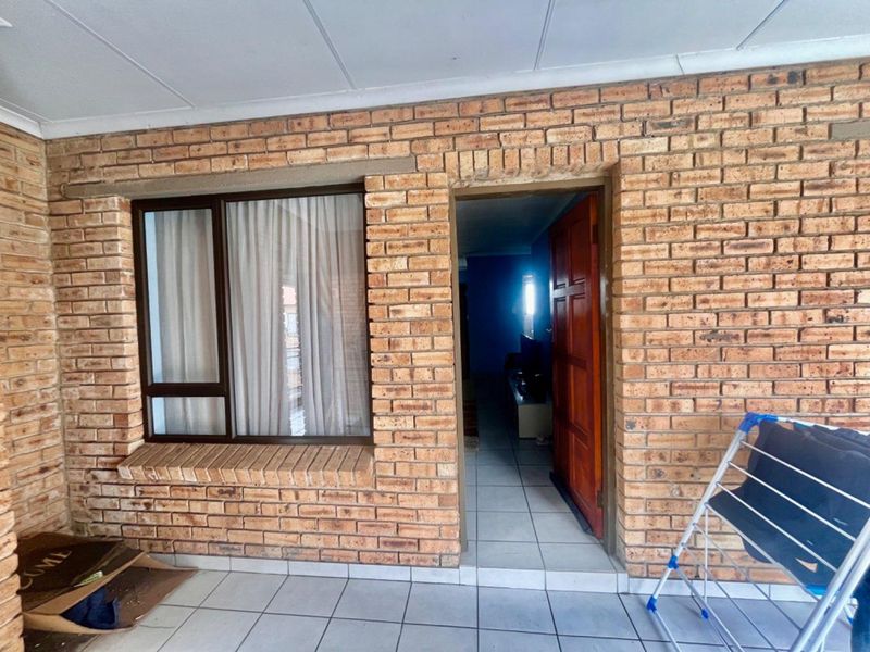 2 bedroom apartment on the market - Photo 3