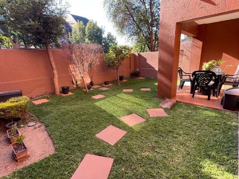 UNFURNISHED GARDEN UNIT - Photo 5