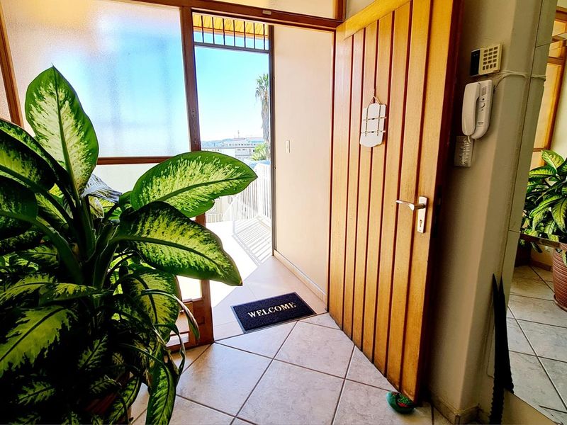 3 Bedroom House For Sale in Klein Windhoek - Photo 4