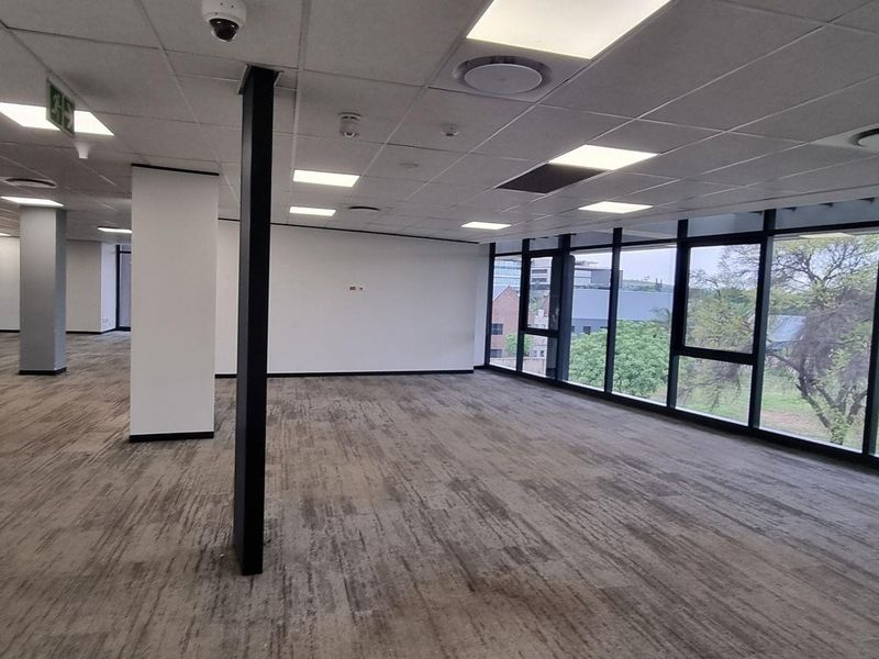 1 056m2 Irene Centurion Office To Let - Photo 2