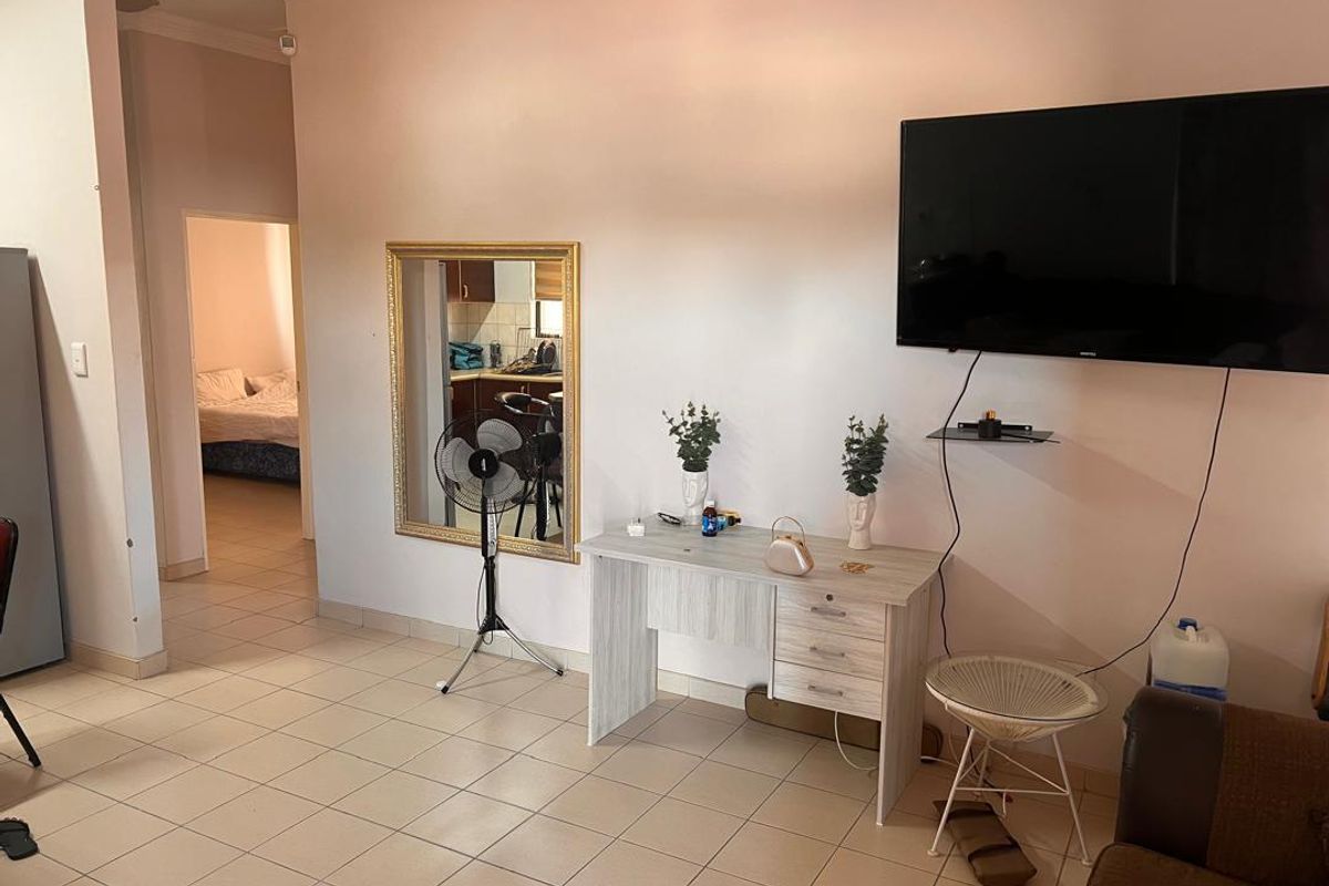 2 Bedroom Flat for Sale-Ongwediva - Photo 3