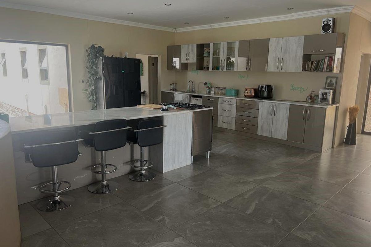 FOR SALE - SUBSTANTIAL SWAKOPMUND RIVER PLOT, NAMIBIA - Photo 3