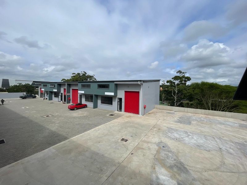 Modern Warehouse / Light Industrial Unit To Let – Innovation Park, Glen Anil - Photo 4