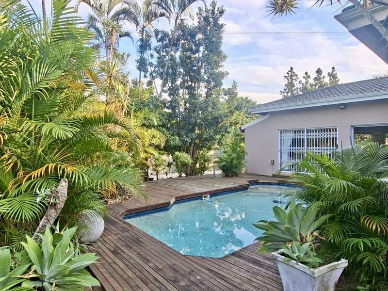 Unique Multi-Dwelling Property with Ultimate Entertainment Appeal - Photo 6