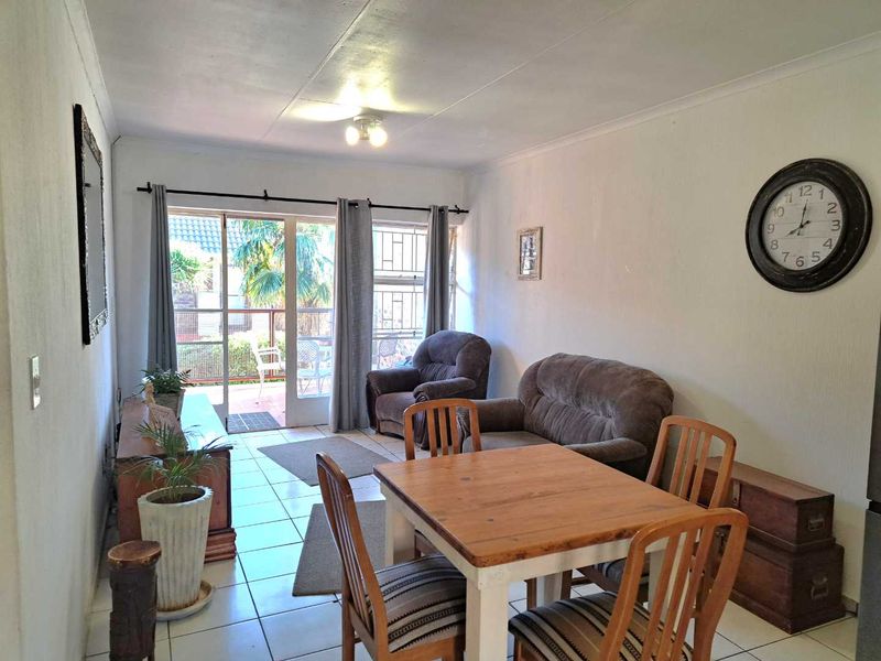 2 Bedroom Apartment for Sale in Ravenswood - Photo 7