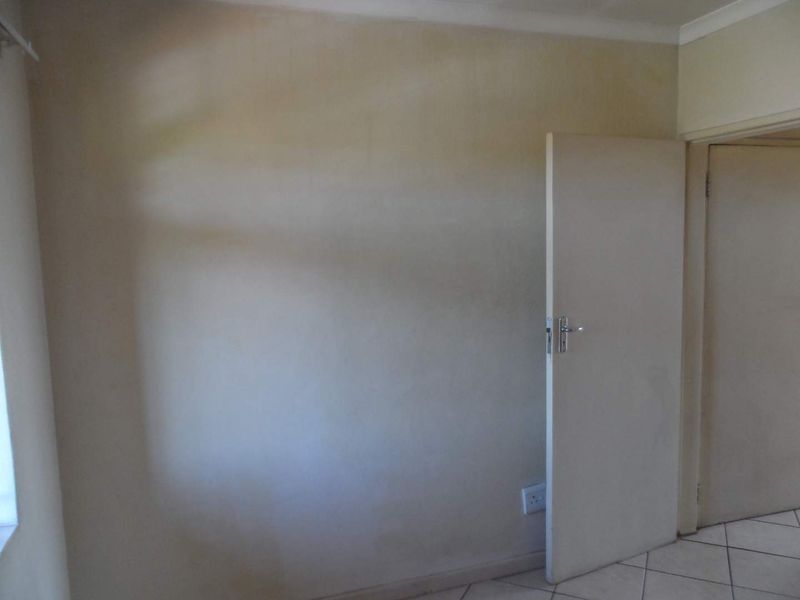 1 BEDROOM FLAT TO RENT IN DASPOORT - Photo 8