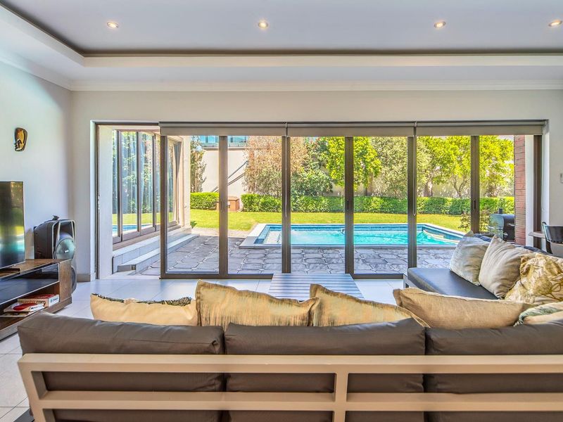 Five Bedroom Elegant Family Home For Sale in Waterfall Country Estate - Photo 9