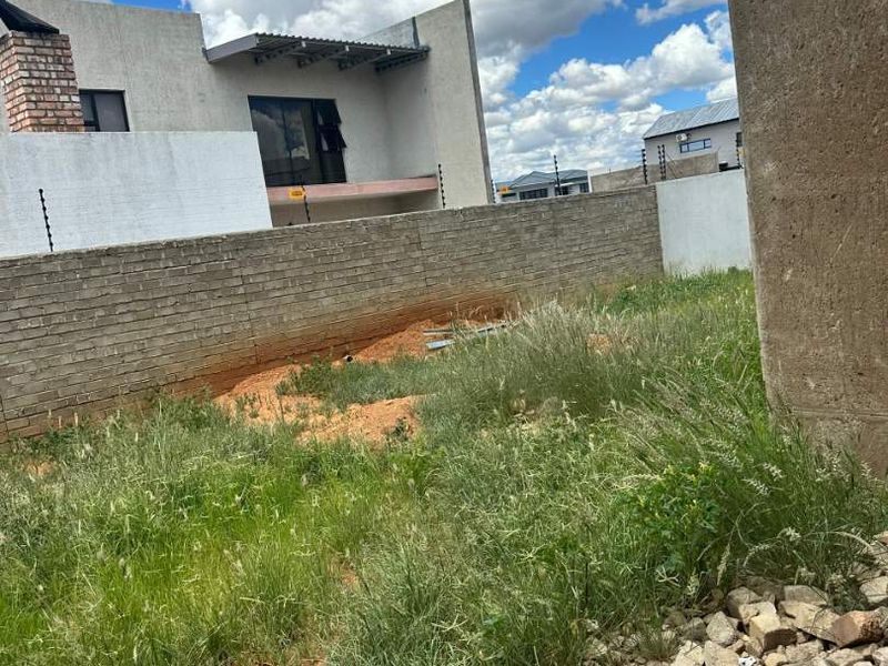 BRAND NEW HOUSE IN ACADEMIA - Photo 7