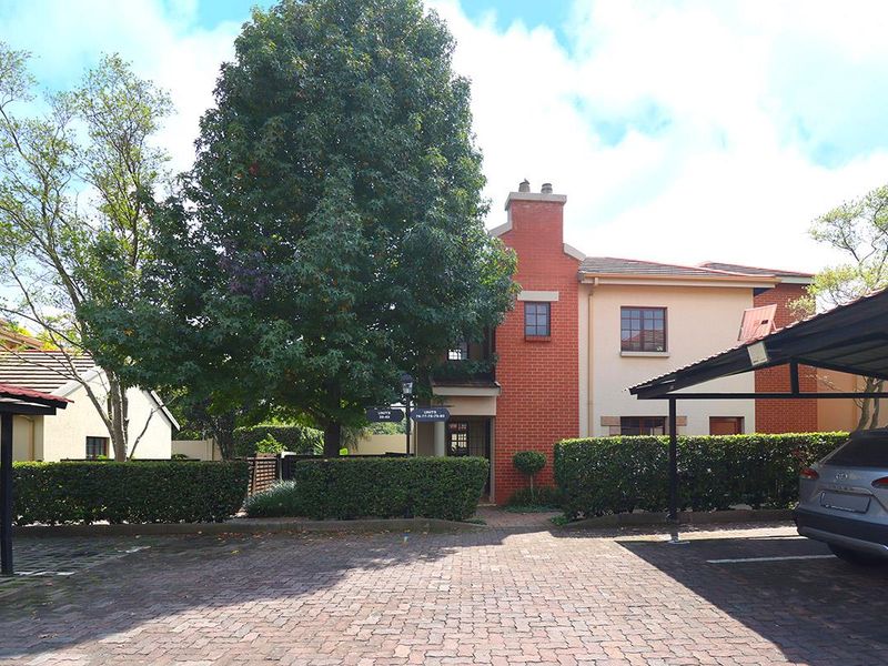 Terrific 3 Bed 2 Bath Townhouse In the Best Part of The Complex_Pet friendly with views for days - Photo 6