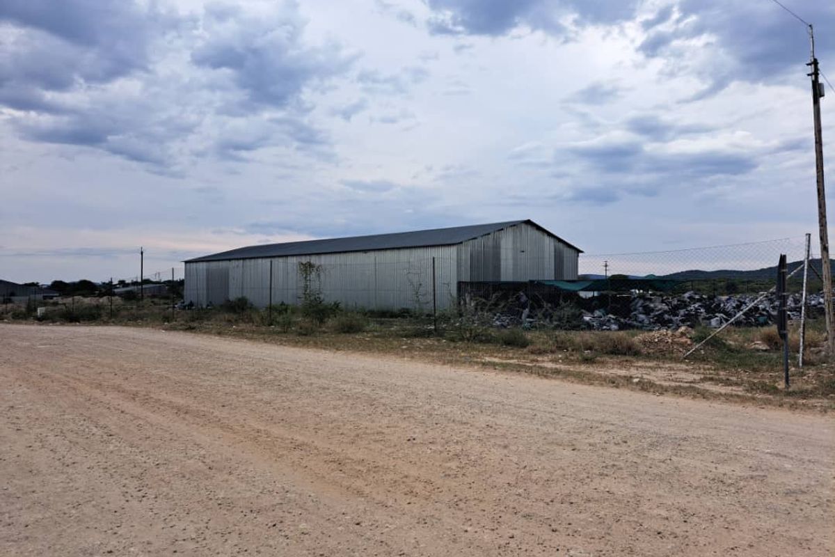 FOR SALE- INDUSTRIAL WAREHOUSE IN OUTJO, NAMIBIA - Photo 2