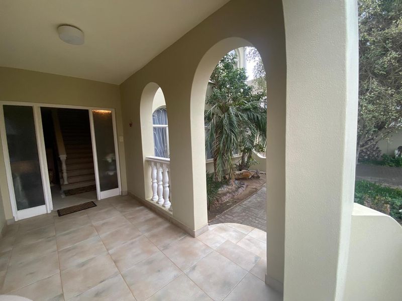 FOR SALE- MASSIVE 10 BEDROOM HOUSE IN HAGE HEIGHTS, SWAKOPMUND, NAMIBIA - Photo 3