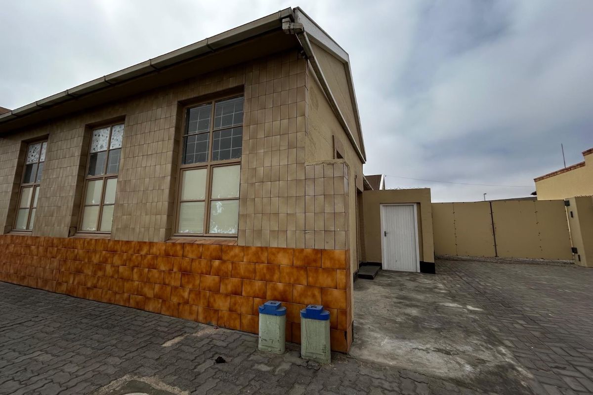 Prime Commercial Property | Swakopmund Central - Photo 3
