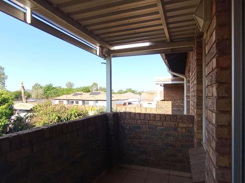 2 Bedroom Apartment For Sale In Clarina - Photo 6