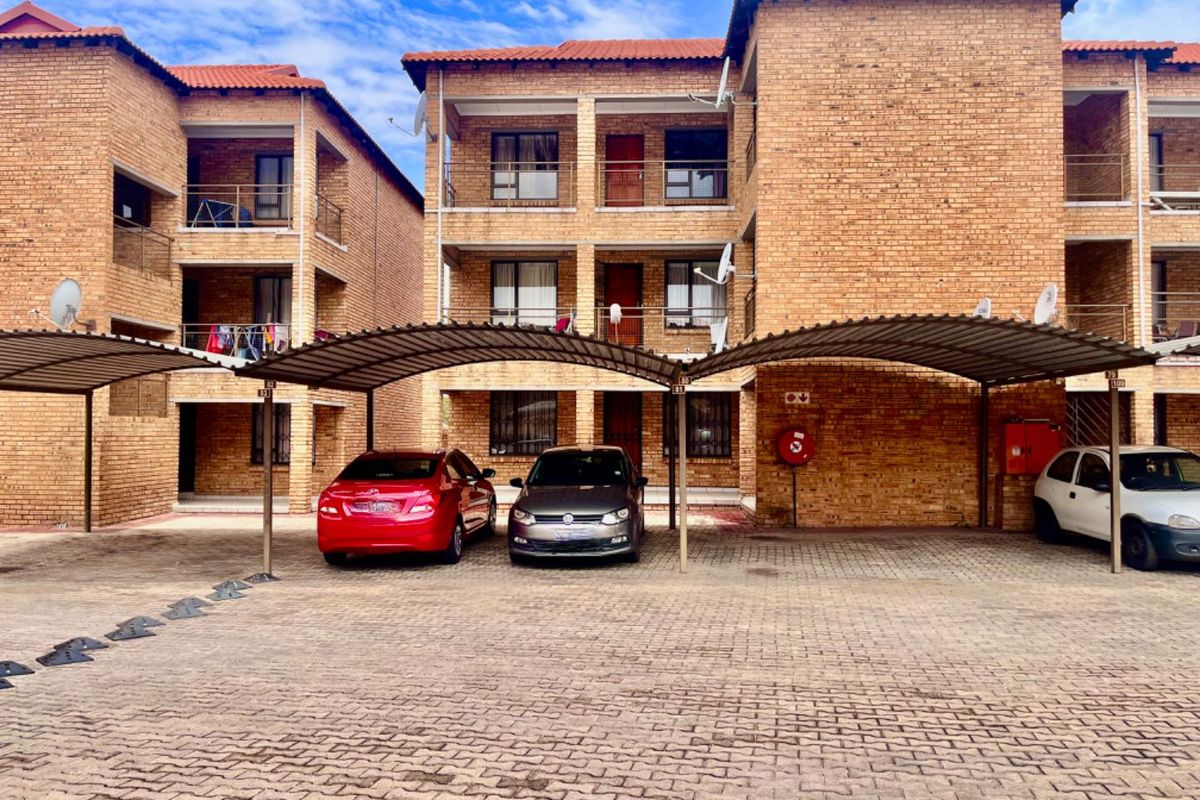 2 bedroom apartment on the market - Photo 2