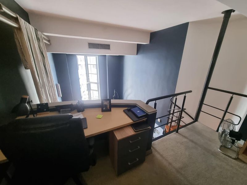 Stylish Loft Living in the Iconic Mutual Heights – Cape Town CBD - Photo 7