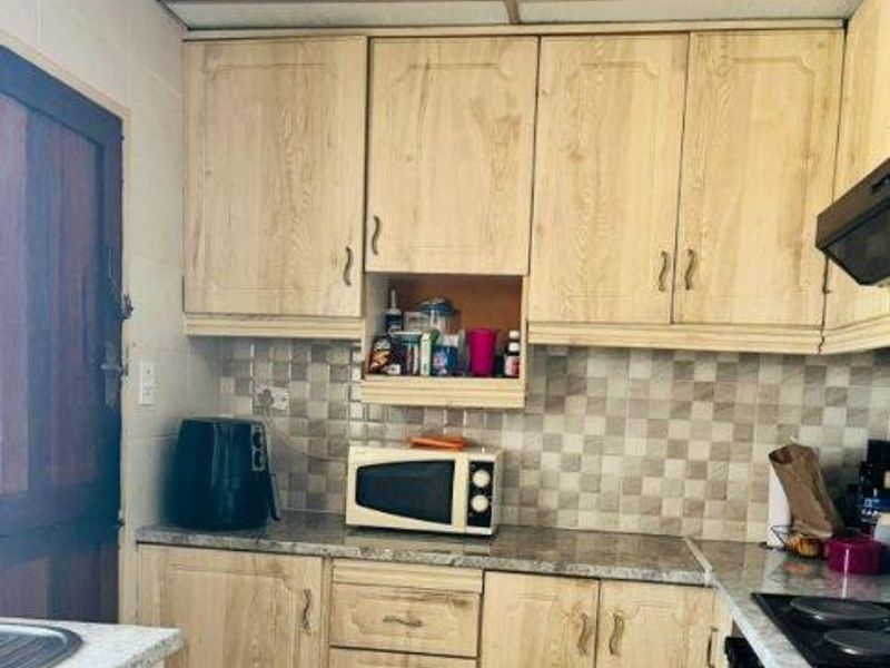 Low maintenance Face brick Gem for Sale in Wright Park - Photo 4