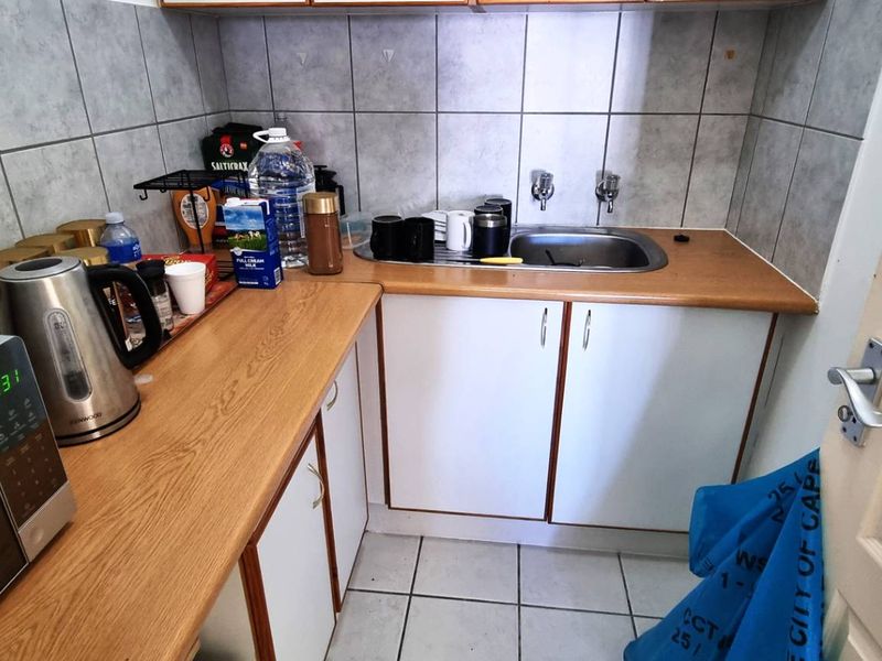 Double Volume Warehouse for Sale in Capricorn Business Park - Photo 9