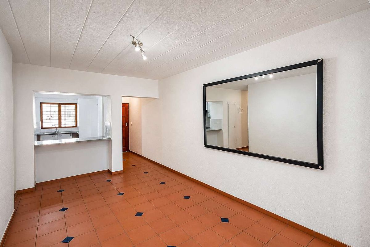 Spacious 3 bedroom, 2 bathroom, ground floor apartment available for sale in Bryanston - Photo 5