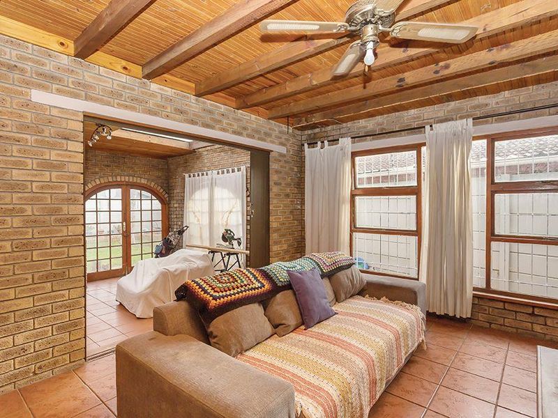 Three Bedroom Home with Entertainment Area and Mancave/Outside Office - Photo 6