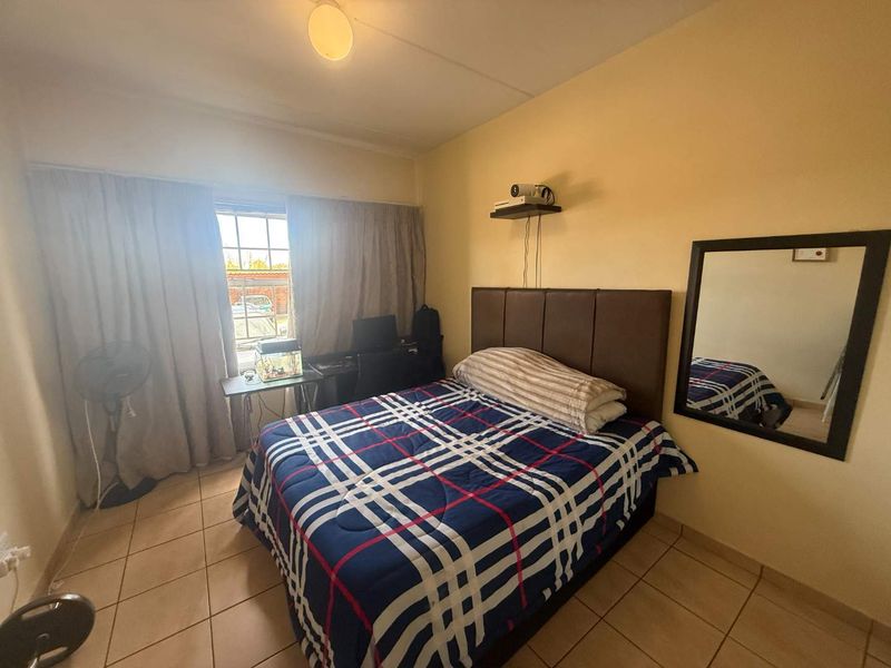 Spacious Ground Floor Corner Unit in Ravenswood, Boksburg - Photo 9