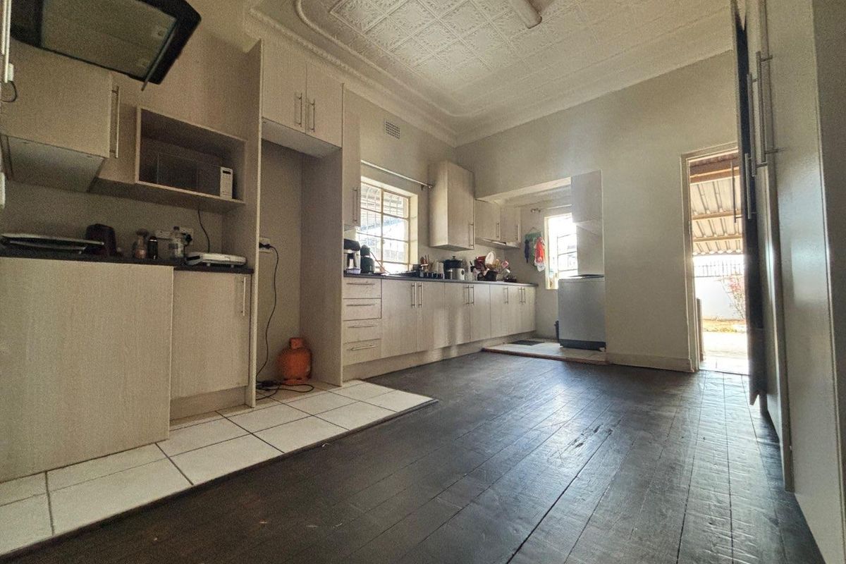A spacious and versatile property - Photo 3