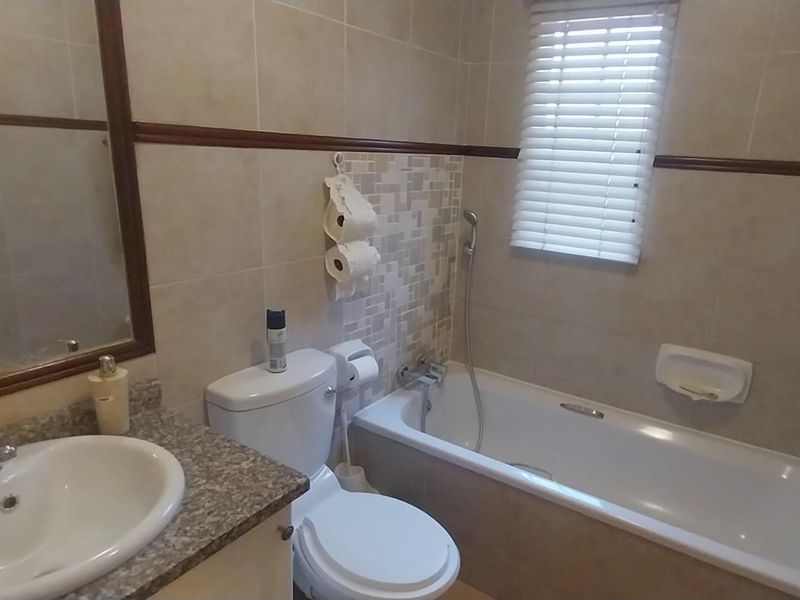 2 Bedroom House In Sand Stone Estate - Photo 10