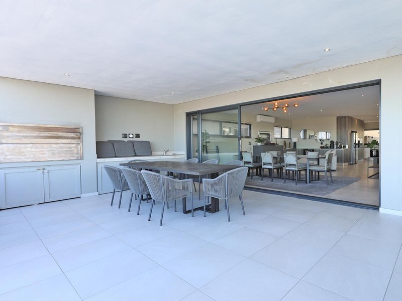 Ultra-modern 4 Bedroom home in Baronetcy - Photo 8