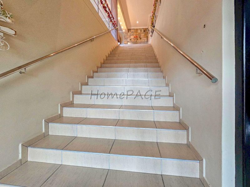 Long Beach, Walvis Bay:  4 Bedroom Property with 6-car garages for sale - Photo 3
