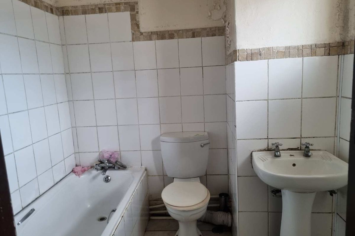 Well Positioned, Charming Apartment For  A  Small Family or Students - Photo 5