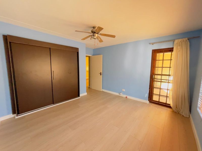 Ground Floor Gem with a Private Garden – Freshly Renovated & Move-In Ready! - Photo 7