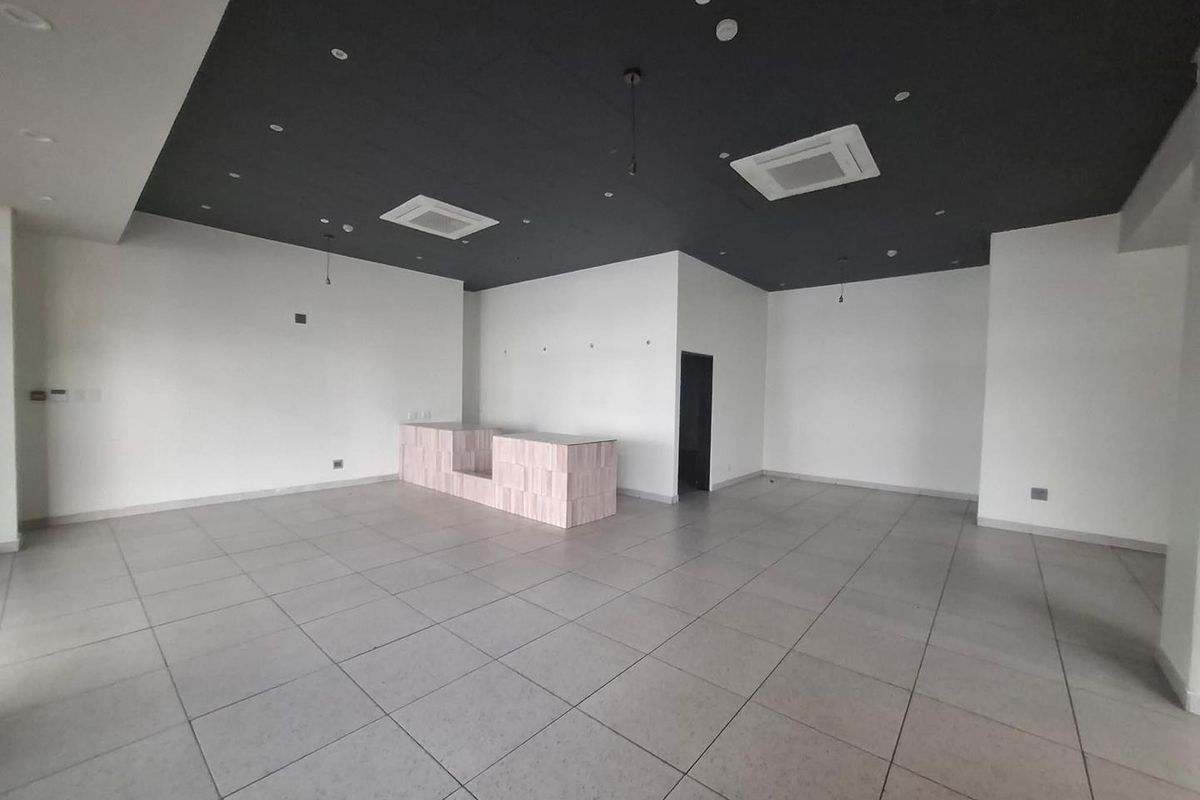 RESTAURANT / COFFEE SHOP TO LET - Photo 3