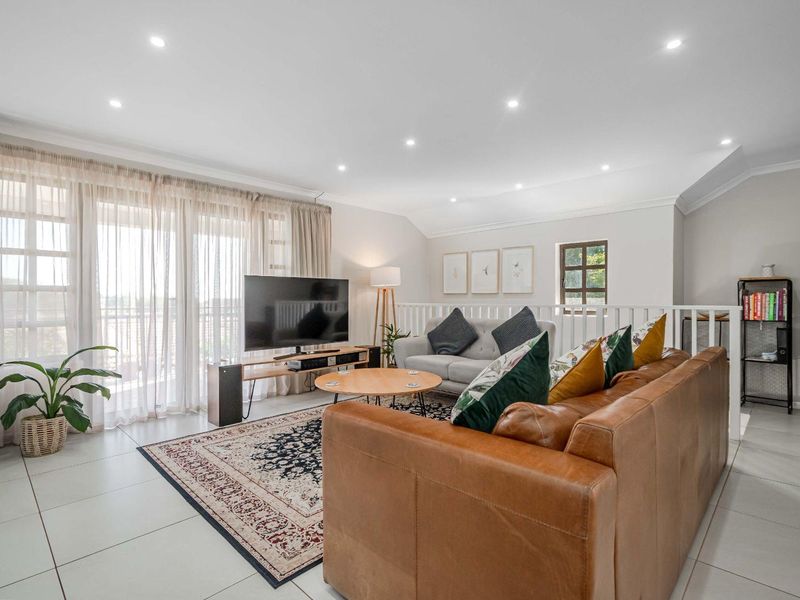 Stylish 2 Bedroom Apartment in Prestigious Clifton Hill Estate - Photo 7