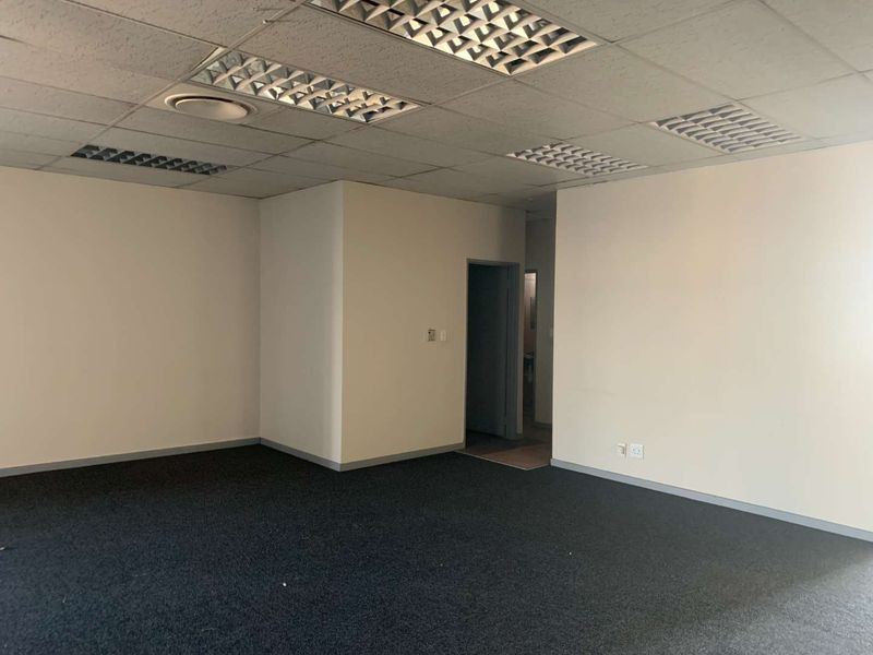 Modern Office Sanctuary on Koeberg Road - Photo 6