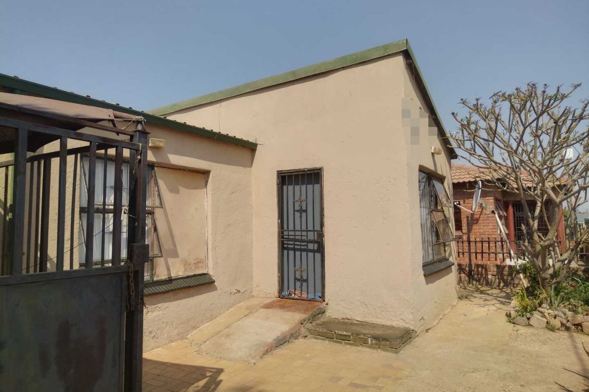 2 bedrooms house for sale in Soshanguve TT - Photo 2