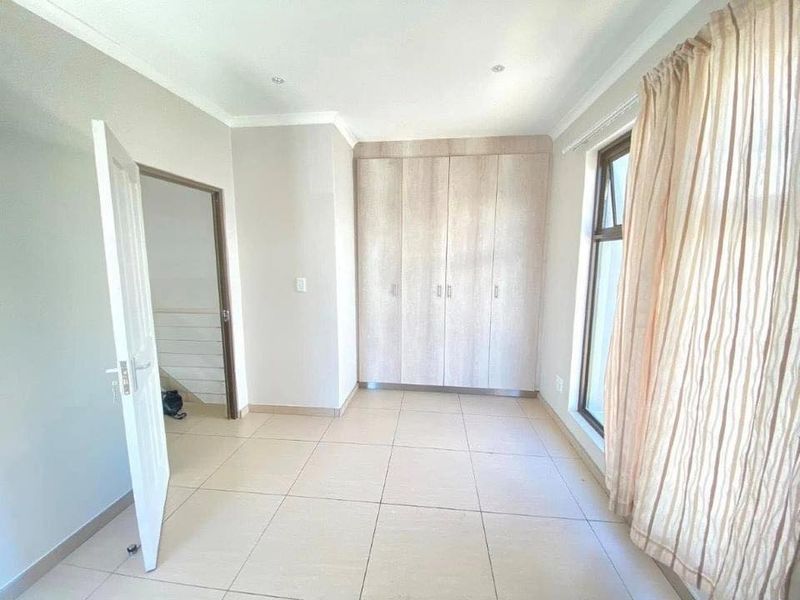 2 Bedroom Townhouse For Sale In Elisenheim - Photo 3