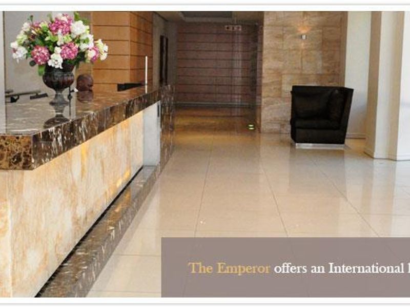 CORPORATE FURNISHED APARTMENT FOR SALE AT THE SANDTON EMPEROR - Photo 2