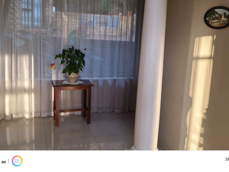 Huge Family Home for Sale in Sought After Suburb - Photo 3