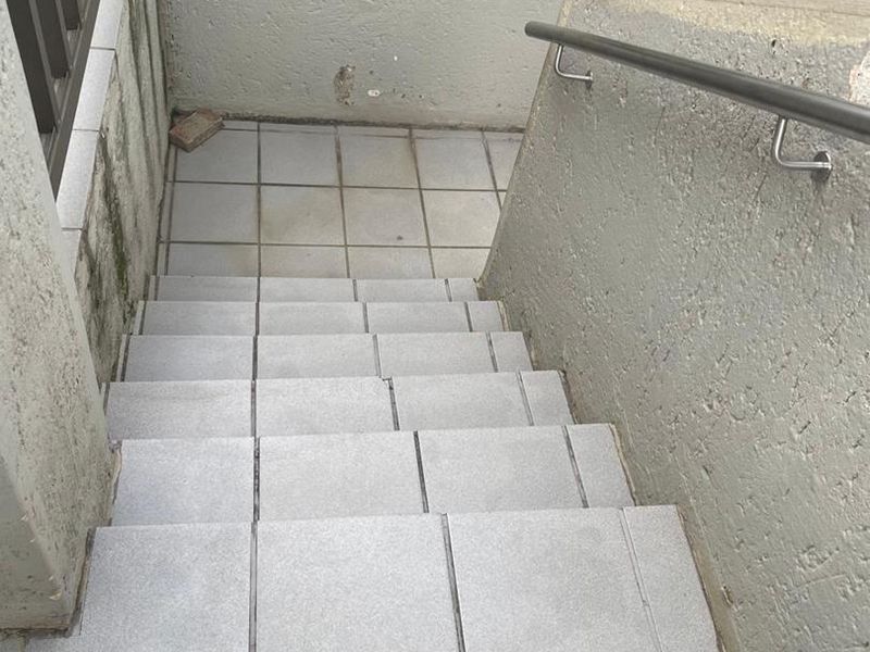 2 Bedroom apartment availble for sale in Bloubosrand - Photo 3