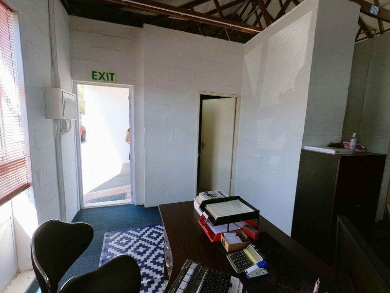 Light Industrial Unit for Sale – Milnerton- Near Century City - Photo 5