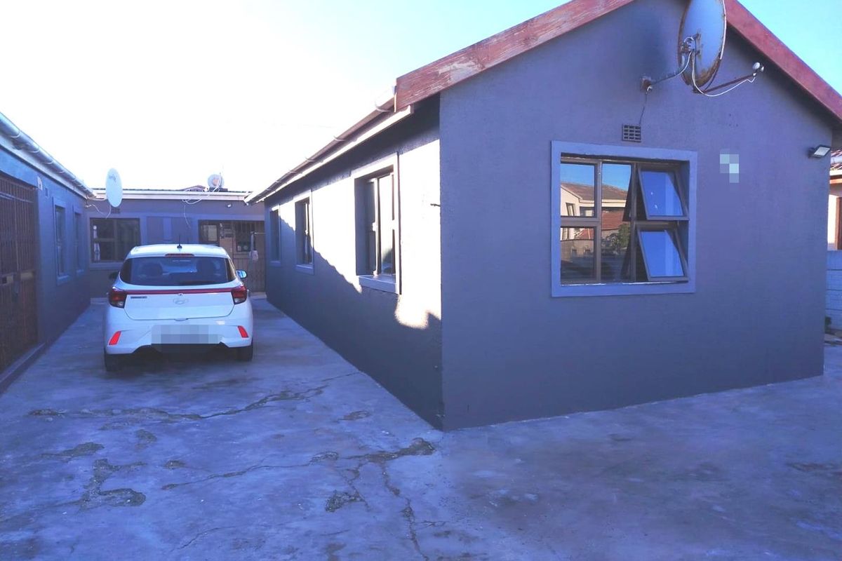 Charming 3-Bedroom House for Rent in Ilitha Park, Khayelitsha - Photo 3