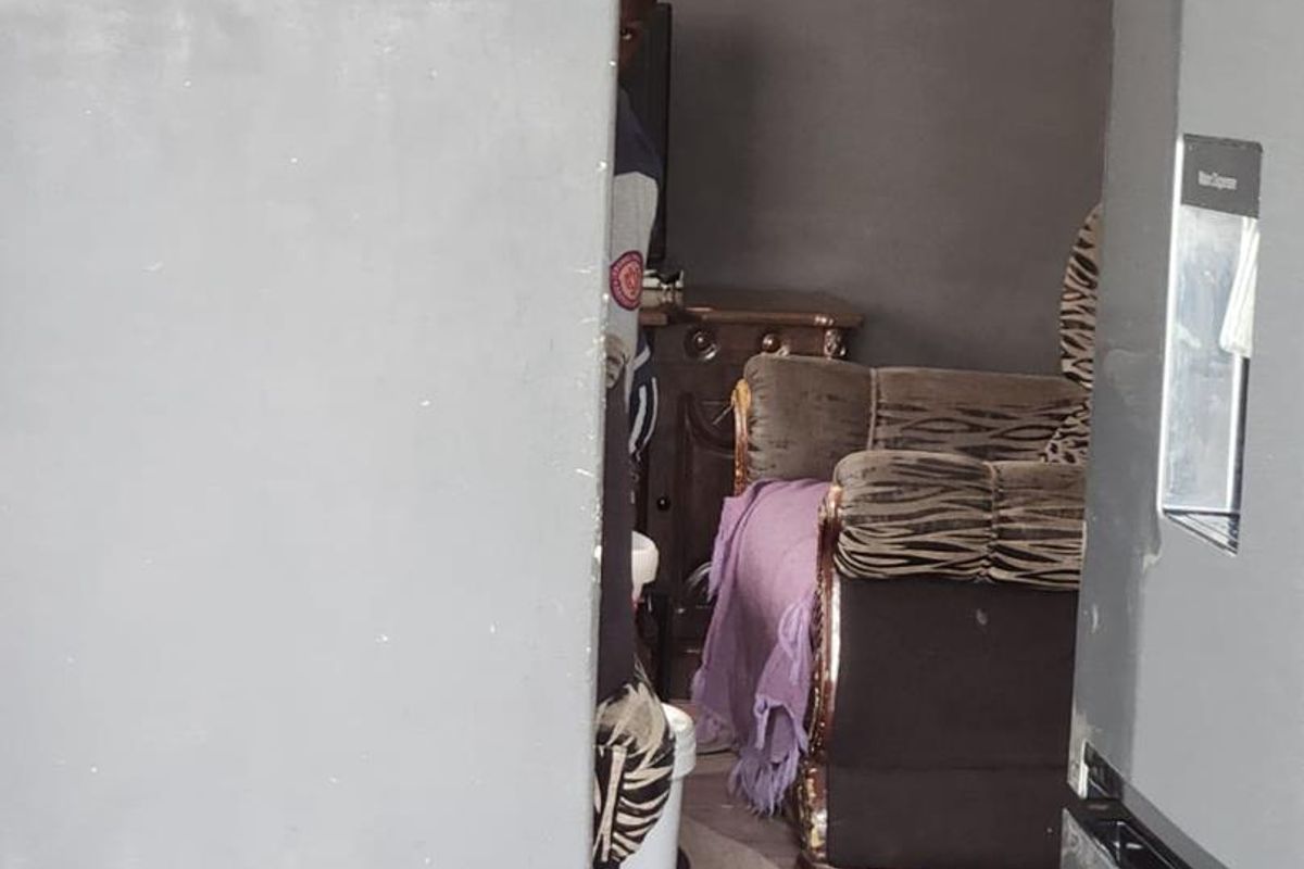 Two-Bedroom Home for Sale in Luzuko Phillipi - Photo 4