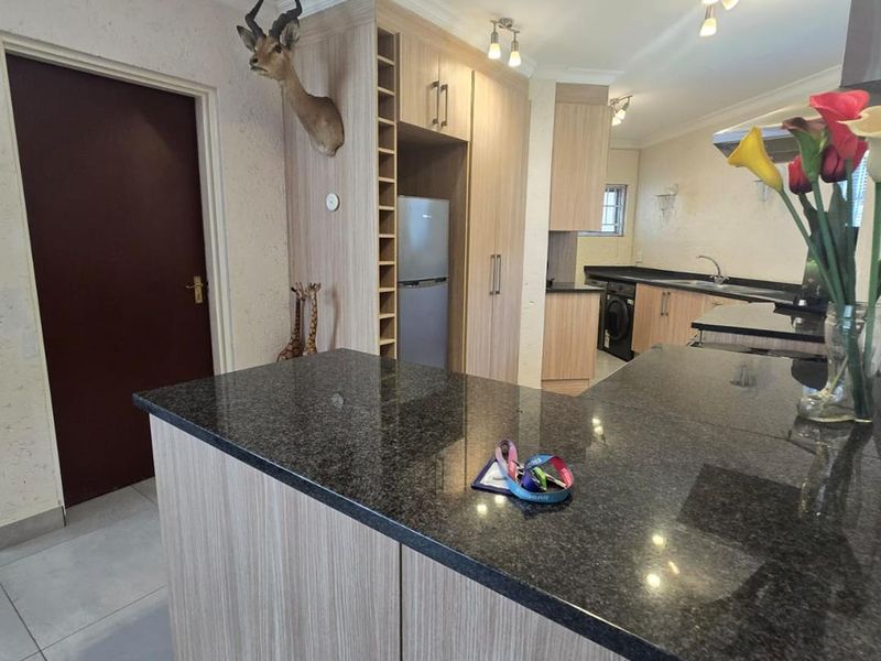 Experience Resort Style Living - Photo 4