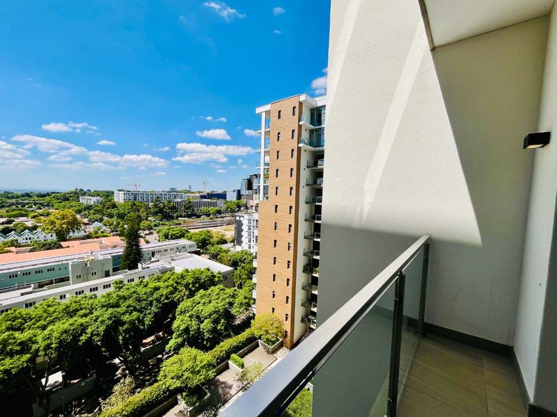 Elegant and timeless 1 bedroom apartment for sale at the Tyrwhitt, Rosebank - Photo 2
