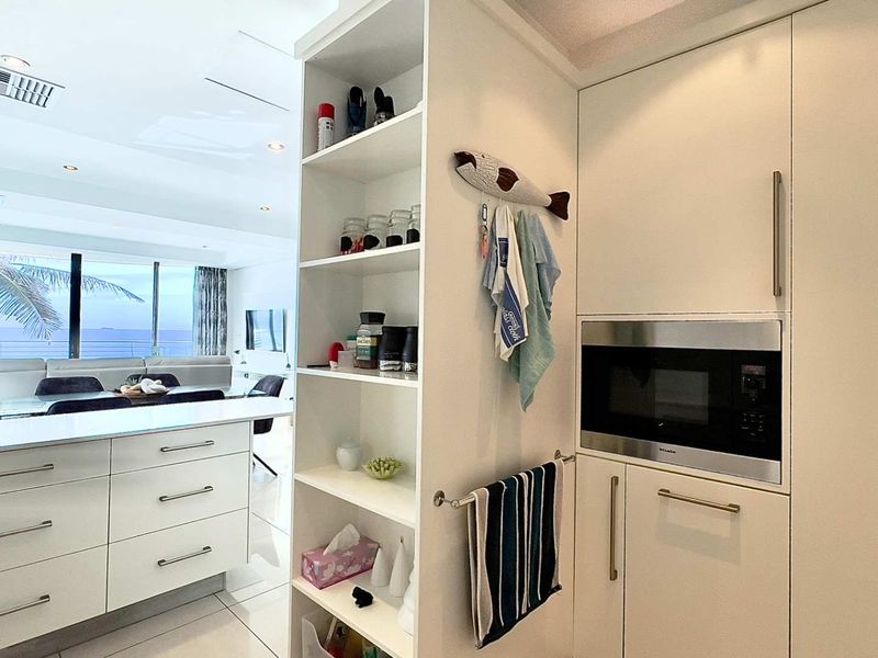 SEA-FACING 3 BEDROOM | 3.5 BATHROOM FURNISHED APARTMENT FOR SALE at The Pearls of Umhlanga®️ - Photo 7