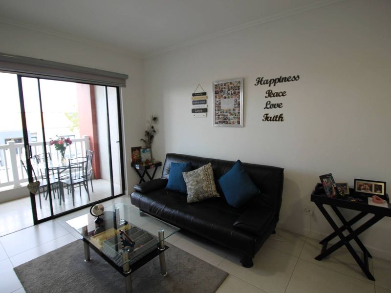 2 Bedroom First Floor Apartment in The River Club - Photo 8